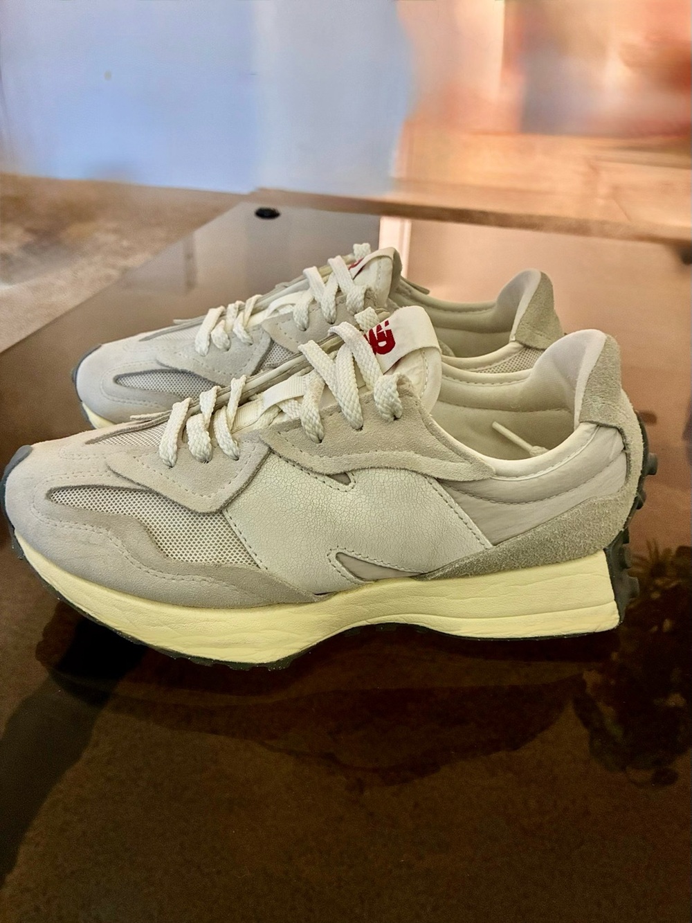 NEW BALANCE 327 LIGHT GRAY - CASUAL SPORT RETRO STYLE - SIZE 7.5 D - Picture 6 of 15